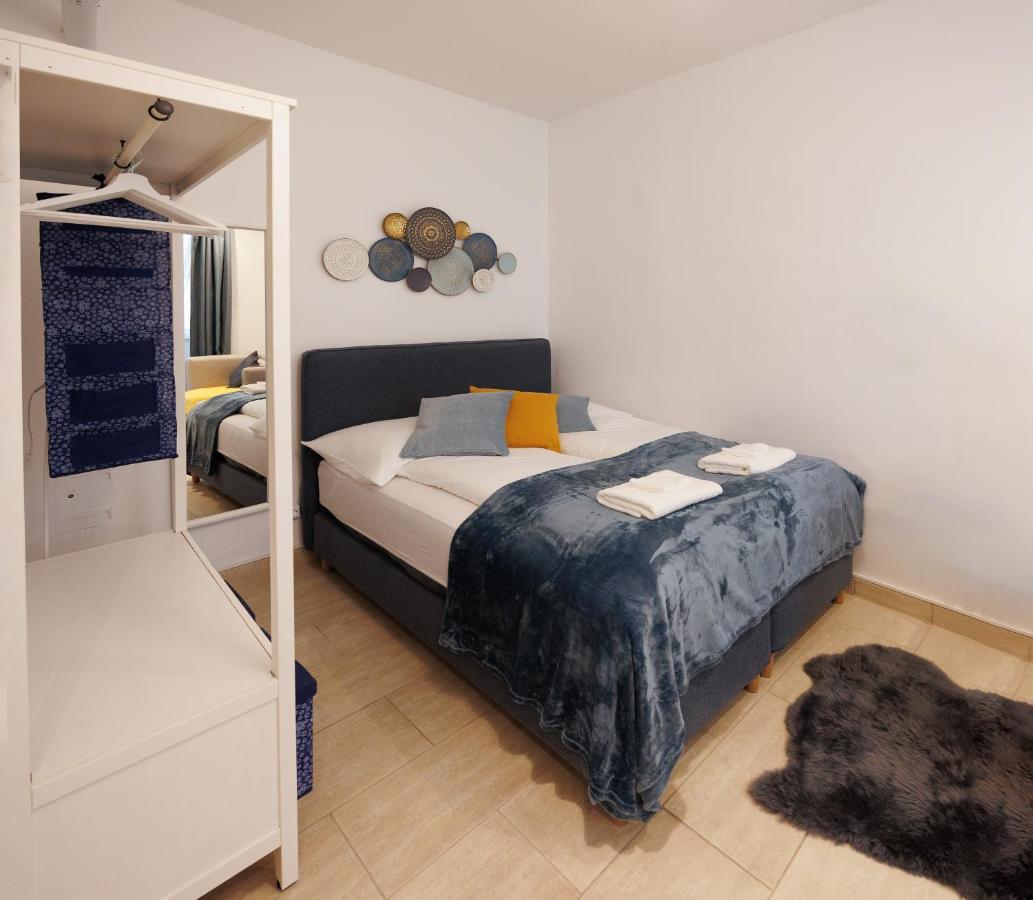 Cozy Market-Square Retreat Located In The Heart Of The 10Th District Viena Exterior foto